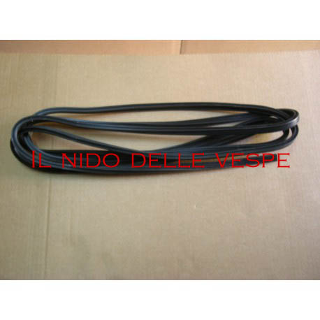 PROFILATO IN GOMMA PER VESPA  GT,GTR,SPRINT,RALLY